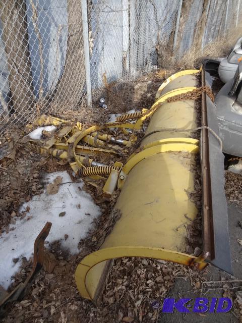8 Leo snow plow. Comes with truck frame and ...
