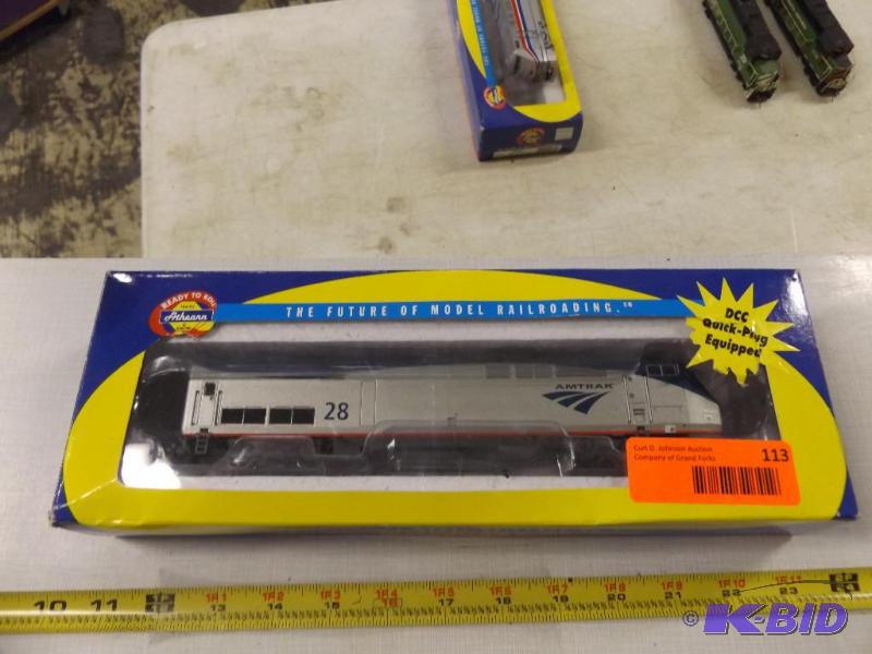 Athearn Amtrak No.28...