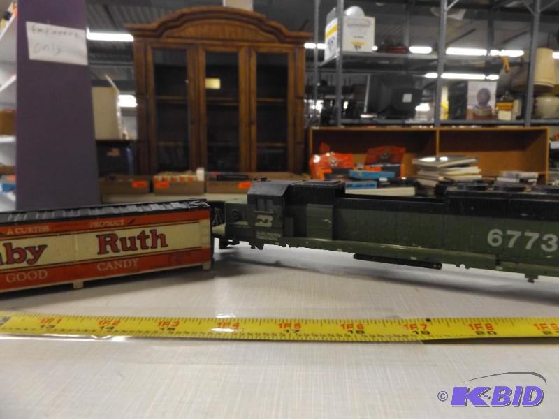 Burlington Northern Engine Body, Baby Ruth Bo...