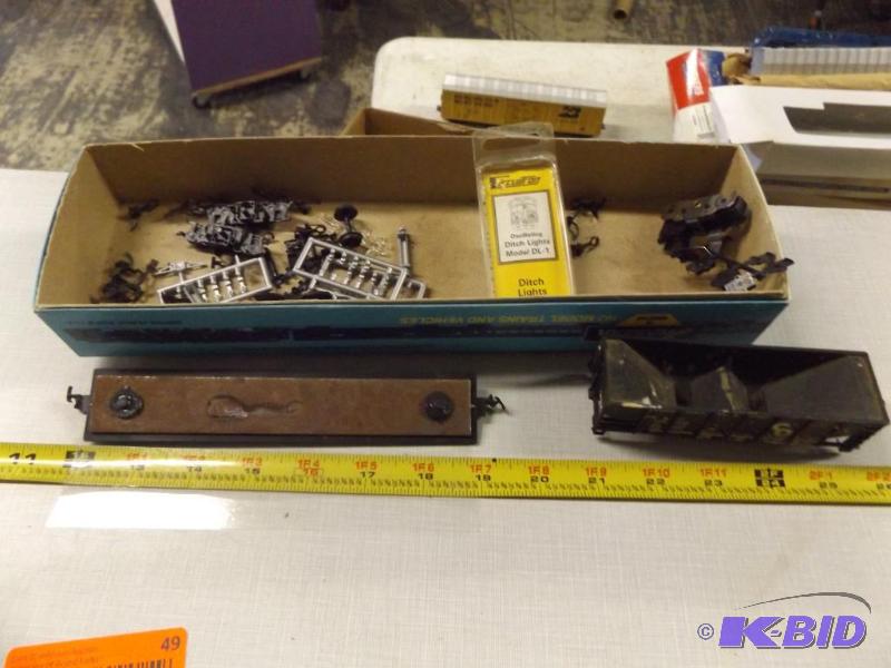 Chesapeake &amp Ohio Rail Car with parts and...