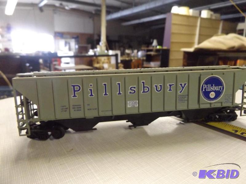 Pillsbury Hopper Rail Car, Athearn Model Trai...
