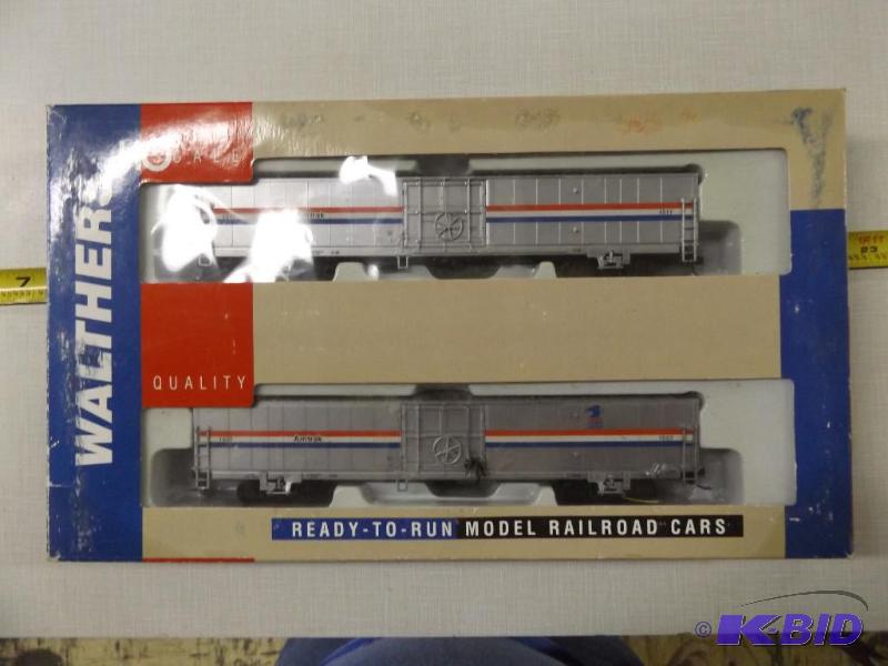Walthers 2 pack, Amtrak Material Handling Car...