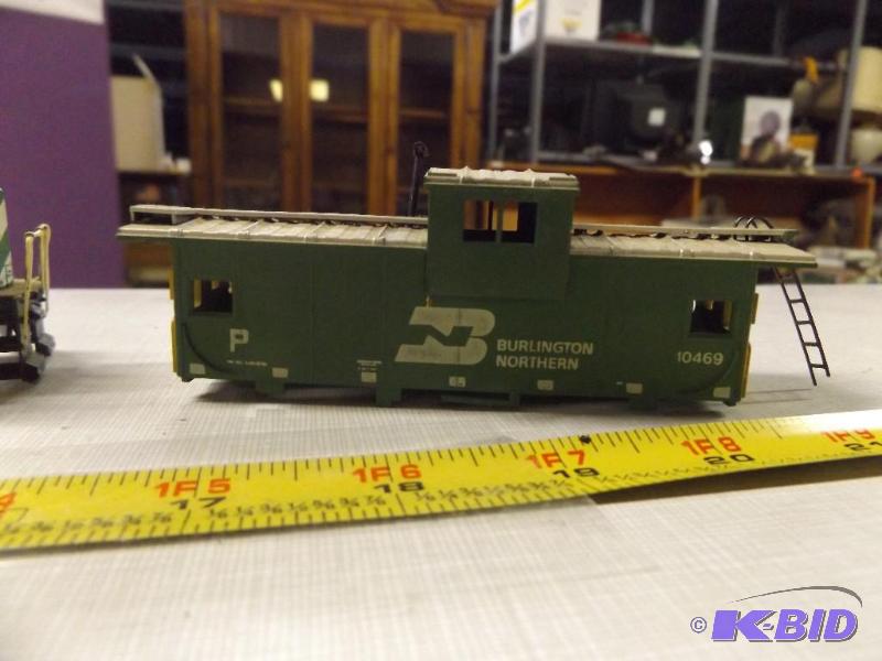 Burlington Northern Engine and Caboose...