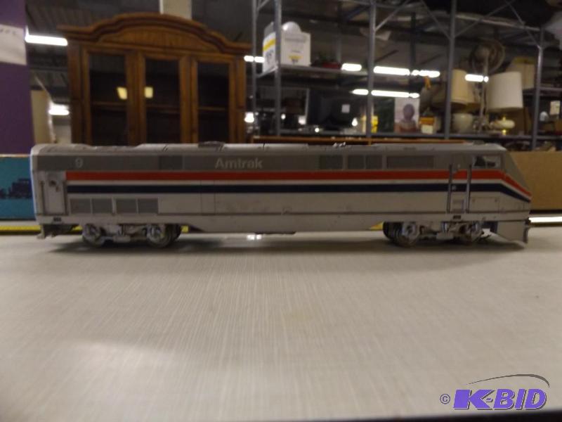 Athearn Trains in Miniature, Amtrak No. 9 Eng...