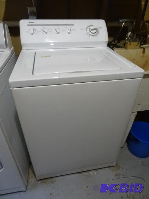 lot 39 image: Kenmore 80 series clothes washer. 110.2688250...