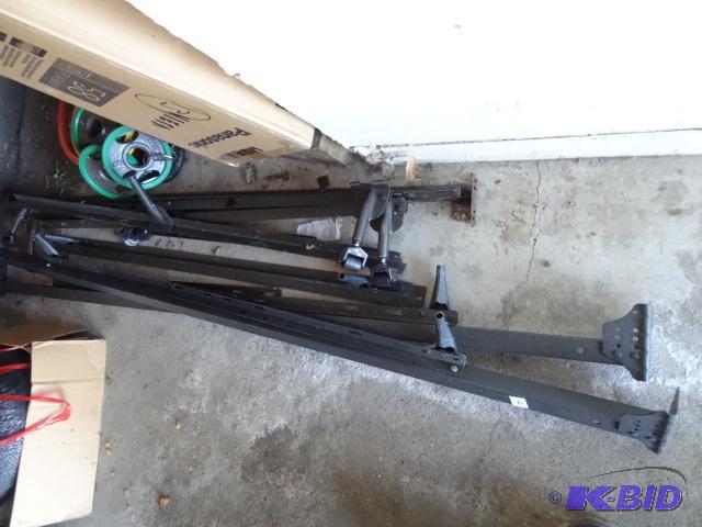 lot 9 image: 2 sets of metal bed frames...