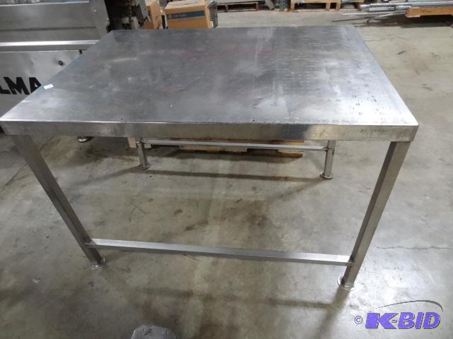 Stainless table. 36 x 48 x 33...