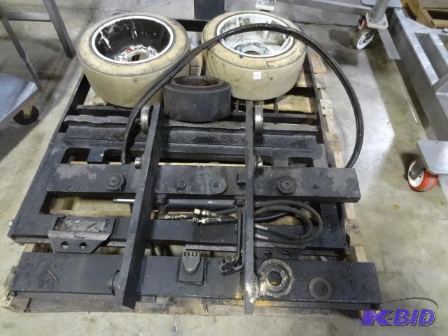 Forklift parts for a TMX15 forklift. Battery ...