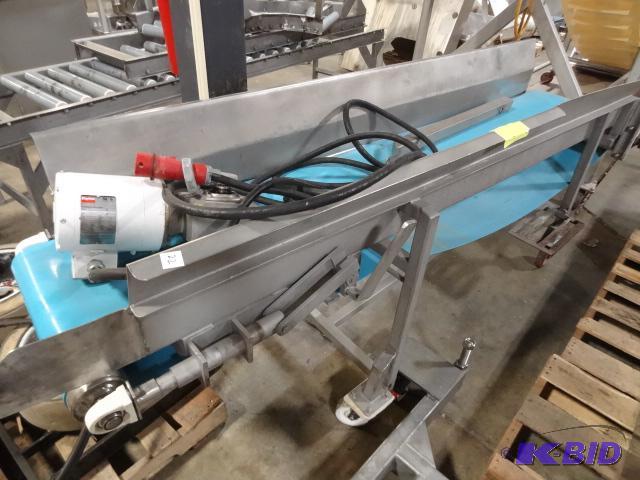 Stainless conveyor on wheels. 208 x 230 3 pha...