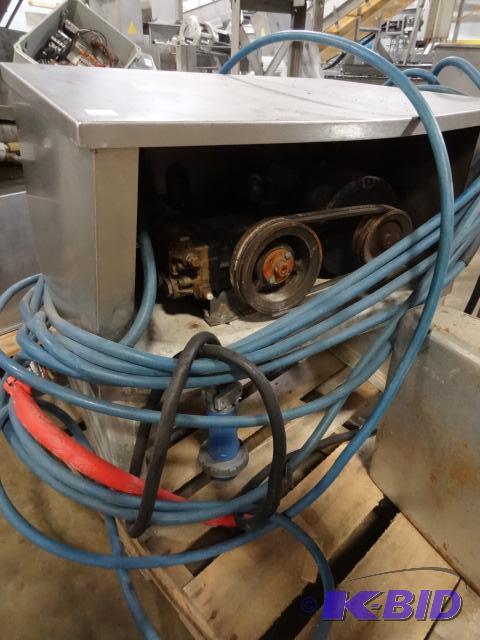 Electric pressure washer. Hose but no gun. 20...