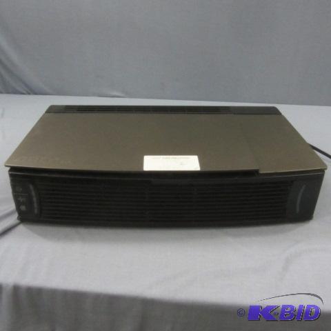 lot 28 image: Oreck Air Purifier