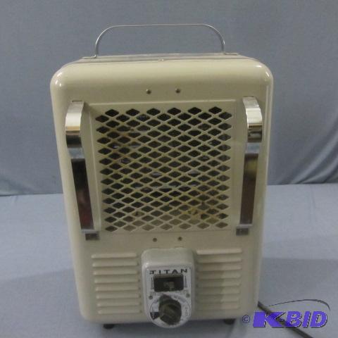 lot 95 image: Titan Electric Heater