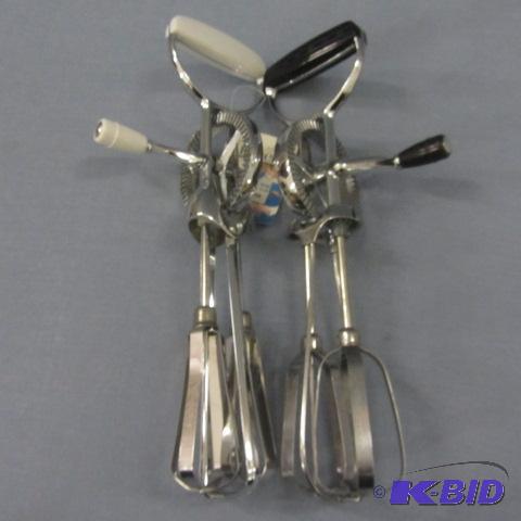 lot 98 image: Two Hand Egg Beaters