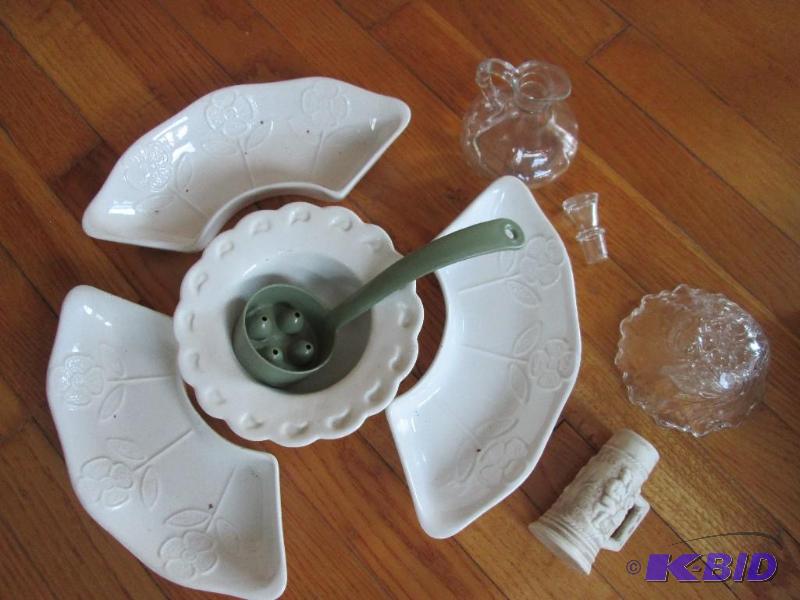 Lot of assorted glassware...