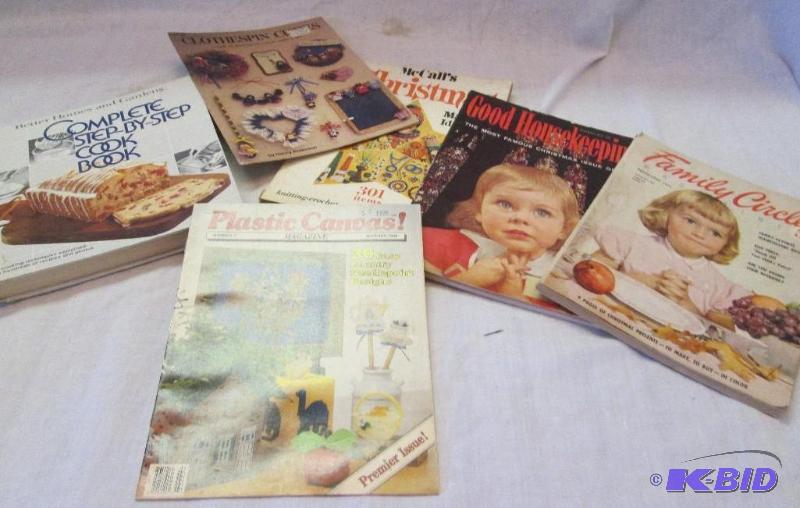 mixed lot of craft and cook books...