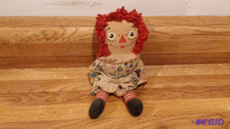 vintage raggedy Ann doll...