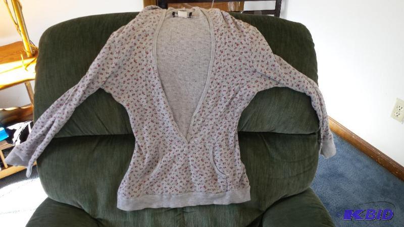 self esteem ex large shirt with hood...