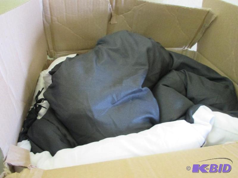 king bed set...