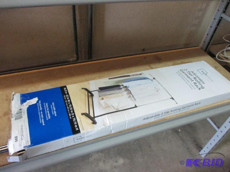 Rolling garment rack...