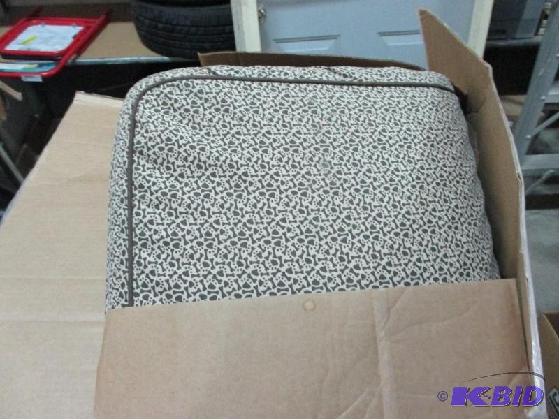 Pet bed...