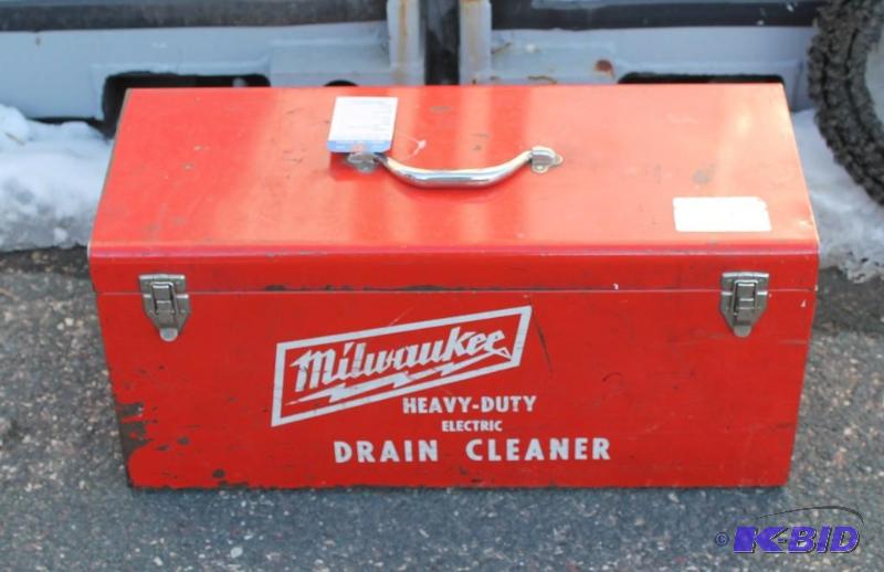 lot 12 image: Milwaukee&nbspElectric Drain Cleaner Snake&n...
