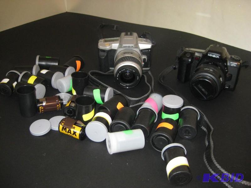 lot 2 image: Minolta Maxxum 3 and Minolta Maxxum TSI with ...