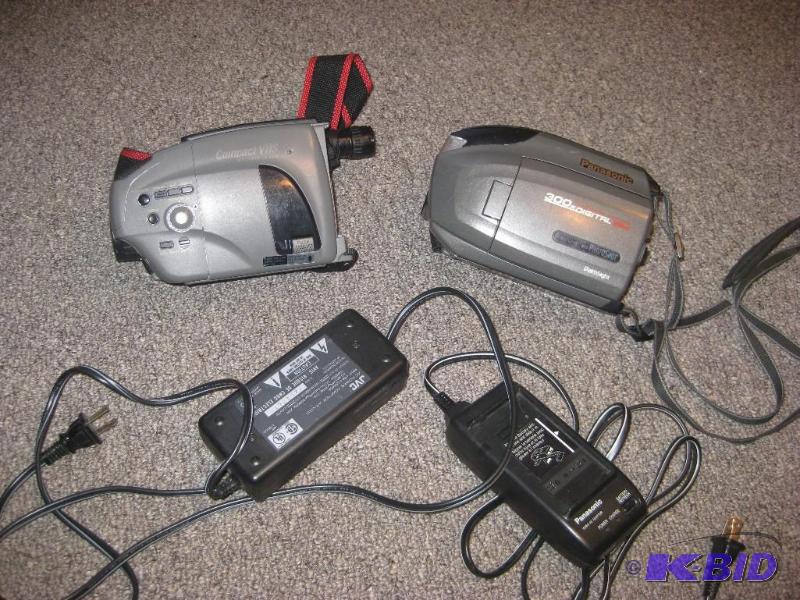 lot 61 image: JVC compact VHS 10X and Panasonic 300X Digita...