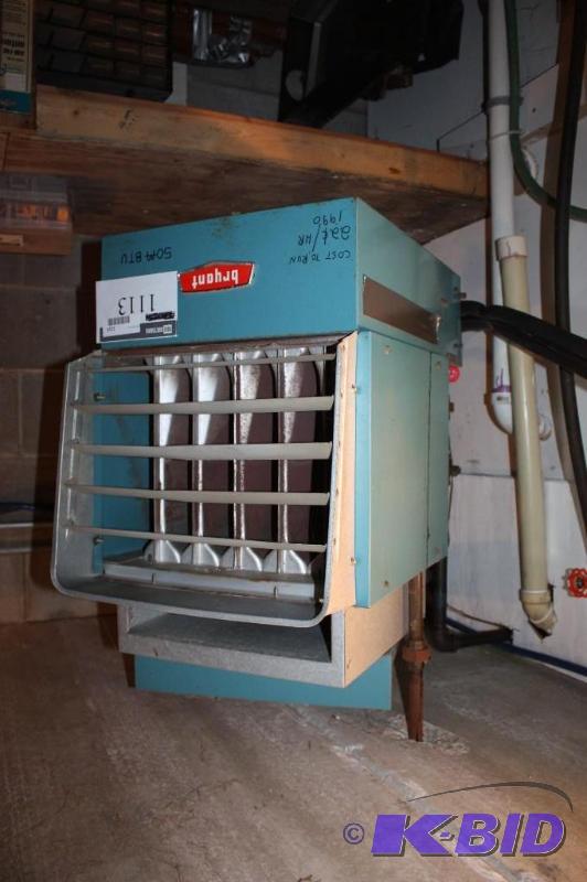 lot 1113 image: Bryant Commercial Space Heater 50BTU Cost to Run 22CentsHour in 1990.