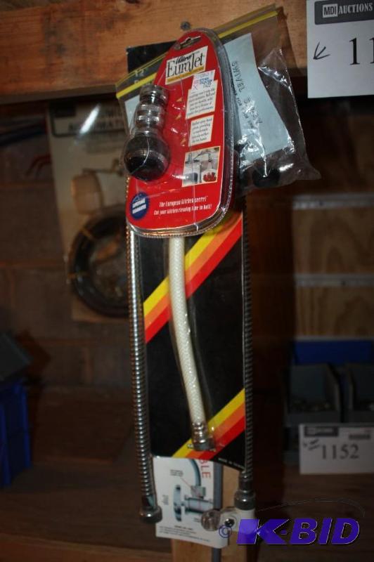 lot 1124 image: Wall Lot Including Plastic Water Tube, 12 Plumb Pak 38 x 12 Supply Tube Mastertrap J3End