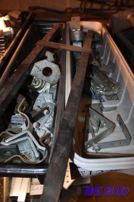 lot 1226 image: Shelf Lot of Miscellaneous Metal Hardware 2 x 4 Holders And More.