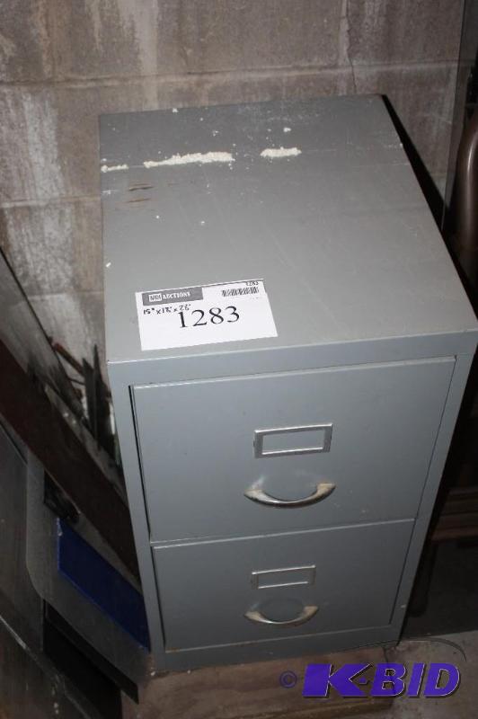lot 1283 image: Metal Filing Cabinet, 2 Drawers, 15x18x28.