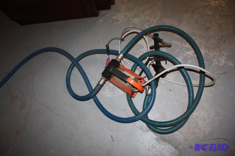 lot 1285 image: North Star Diesel Pump Professional Service wTubes.