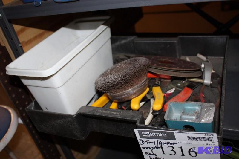 lot 1316 image: Bucket and Tray Lot Including Wire Cutters Blade Holders and More.