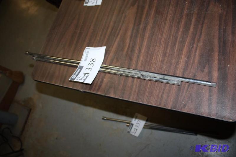 lot 1338 image: Lot of (2) 38 Metal Ratchet Extenders.