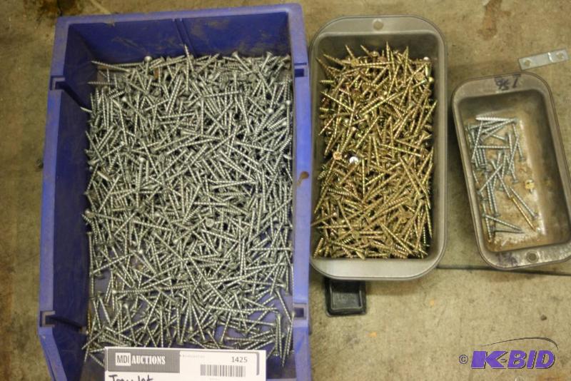 lot 1425 image: Tray Lot of (2) Including Trays Metal Screws, 1-58 Miscellaneous Screws.