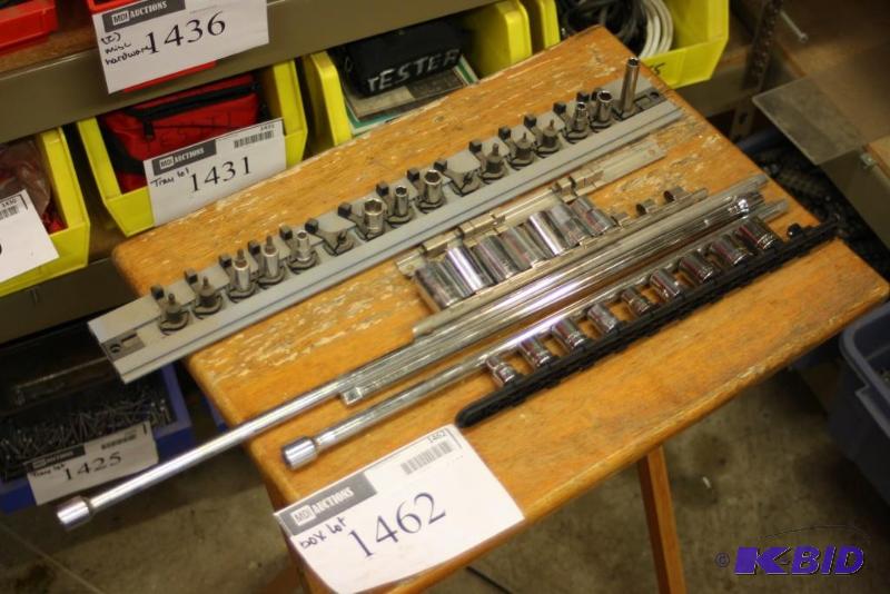 lot 1462 image: Box Lot of MIscellaneous Ratchet Heads & Trays app. 4 Sets of Ratchets.