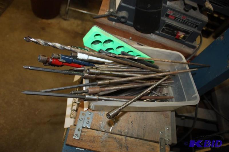 lot 1476 image: Box Lot of Miscellaneous Bits Including Extended Drill Bits, Ratchets, & Screwdrivers.