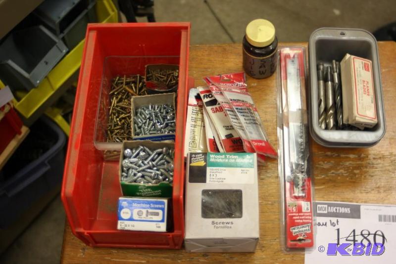 lot 1480 image: Tray Lot Including Wood Trim Screws Drill Bits Metal Screws And More.