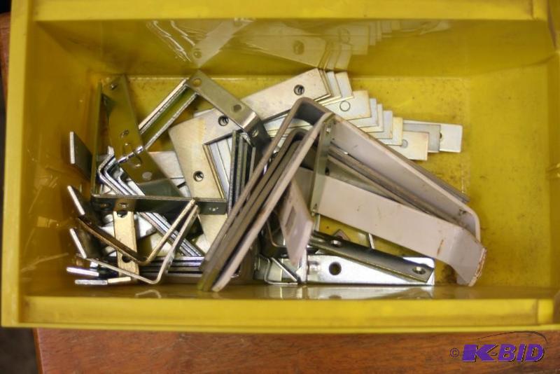 lot 1482 image: Tray Lot of Metal Brackets & Metal Strips wScrew Down Holes.