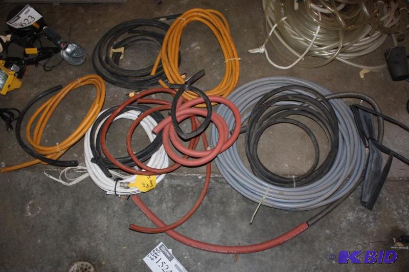 lot 1524 image: Lot of Various Lengths of Large Rubber Tubing.