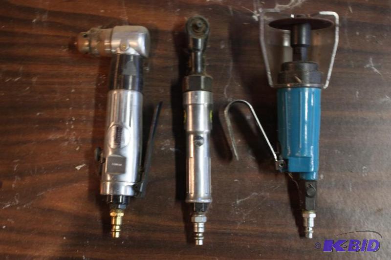 lot 1539 image: Lot of (3) Miscellaneous Air-Powered Tools Including Drill Socket Wrench Grinder.