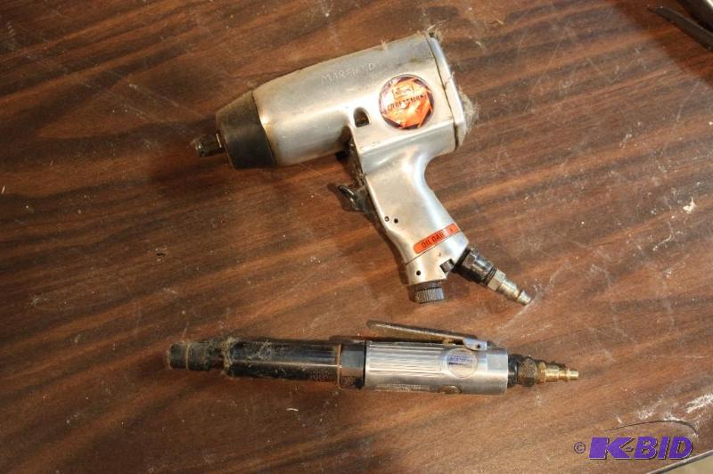 lot 1549 image: Lot of (2) Air Tools Including Craftsman Impact Driver Socket Air Tool.