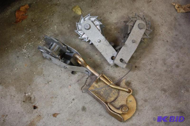 lot 1563 image: Lot of (4) Including Miscellaneous Hardware.
