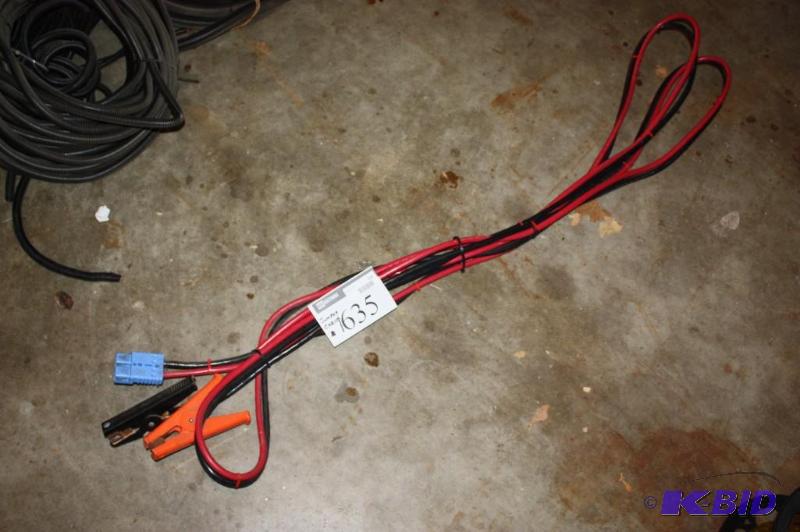 lot 1635 image: Lot of Jumper Cables.