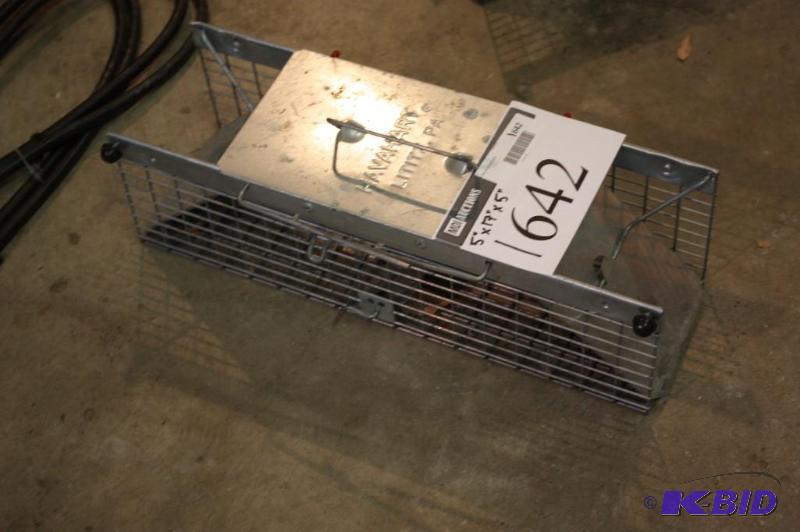 lot 1642 image: Havahart Brand Animal Trap, 5x17x5