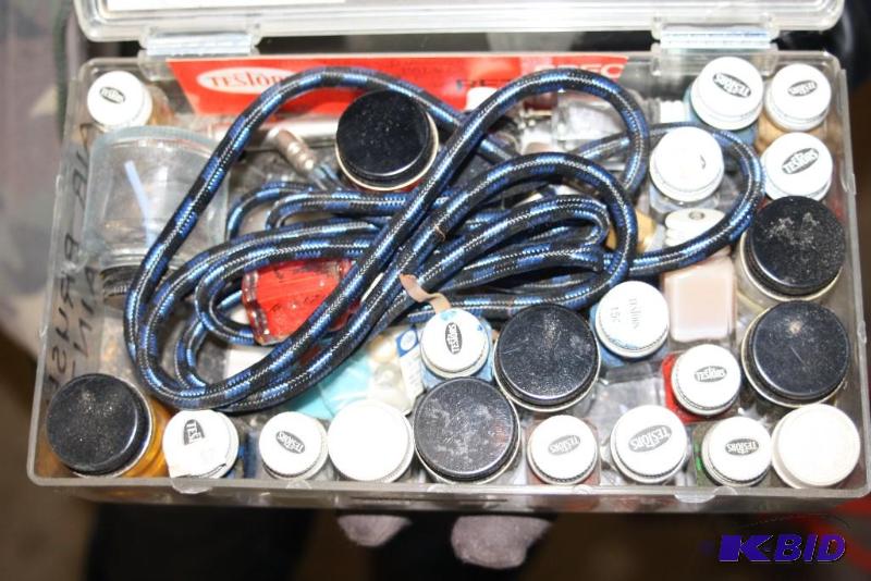 lot 1685 image: Container Lot of Pressure Hose Jars wPaintSolution And More.