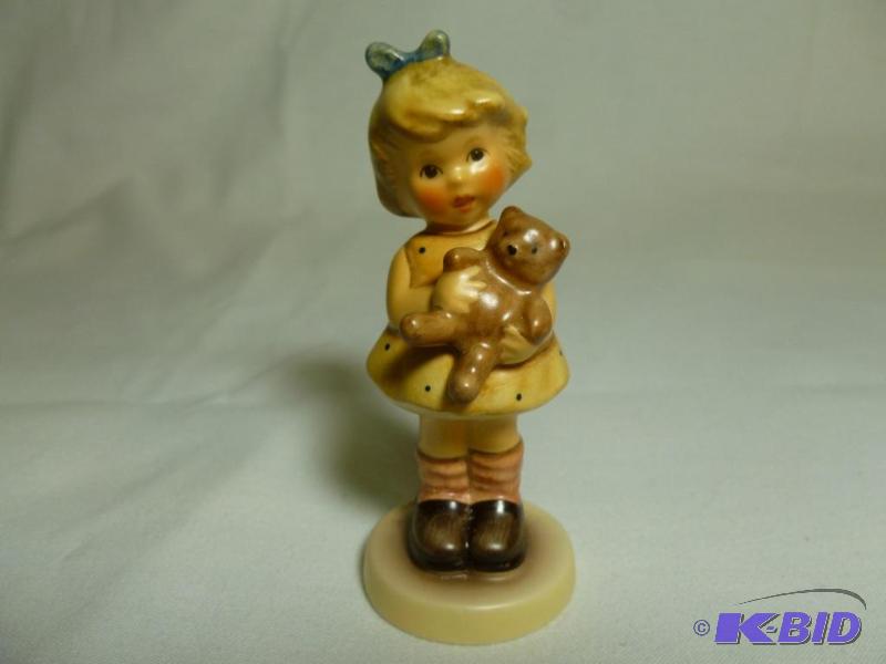 Beautiful Goebel - Hummel &quot Cuddles&nbsp...