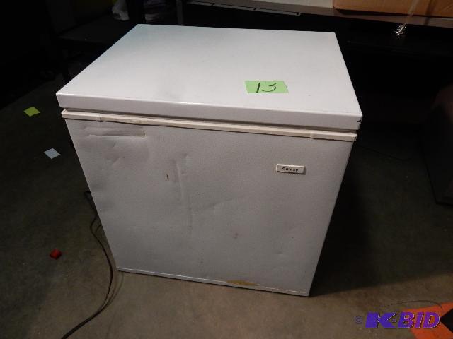 lot 13 image: Small Freezer, Galaxy Brand..