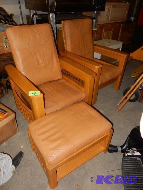 lot 4 image: 2 Oak, and Leather lounge chairs with ottoman