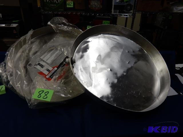 lot 88 image: Water Heater Pans